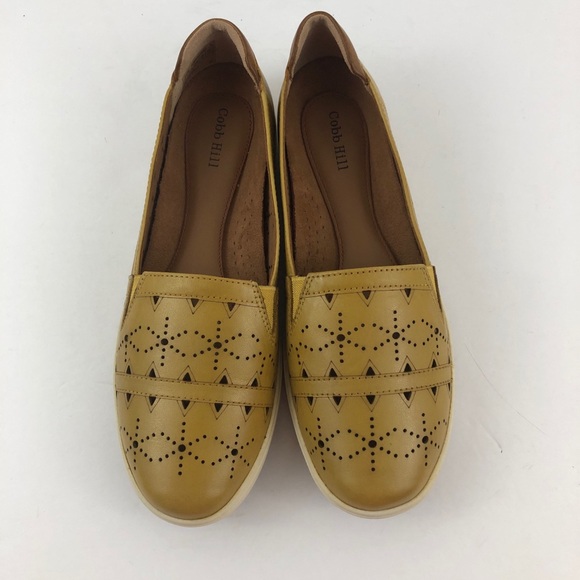 Cobb Hill Shoes Womens 7 Sweet Corn Bailee Perforated Leather Loafers Slip on - Picture 7 of 9